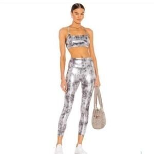 Beyon Yoga tie dye metallic legging- used